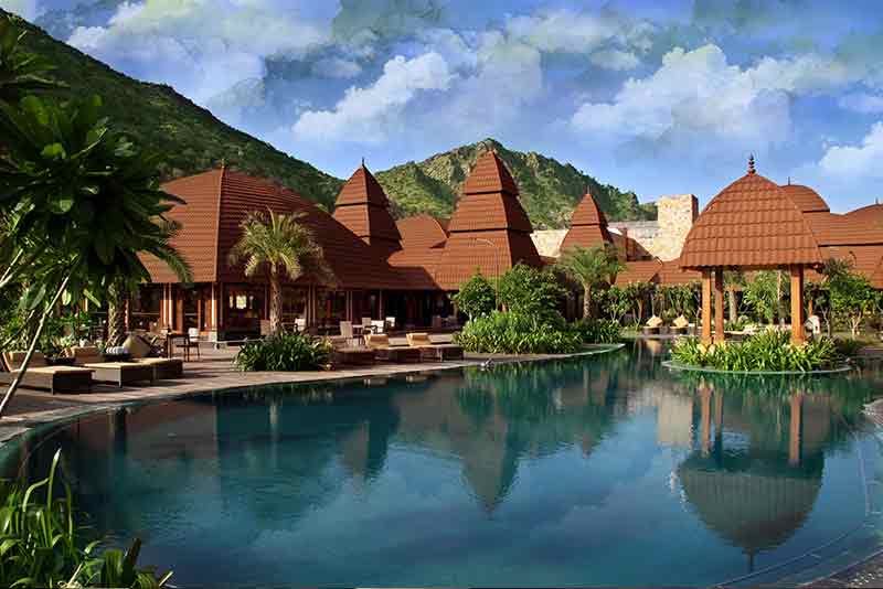 Ananta Resort swimming pool
