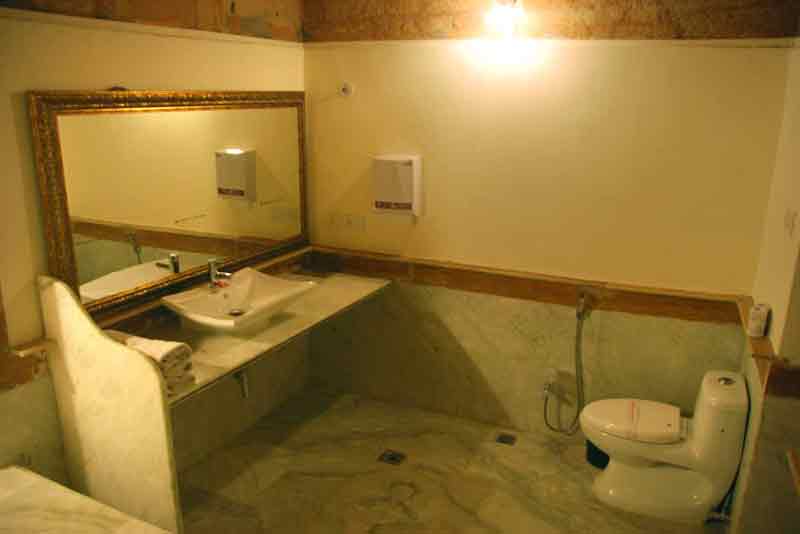 Nachana Haveli Jaisalmer Bathroom