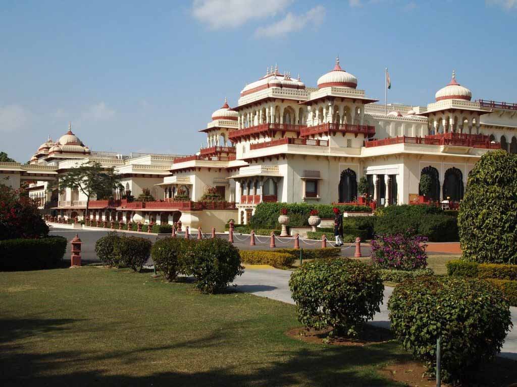 Top Luxury Heritage Hotels & Resorts in Jaipur - Rajasthan India Tour