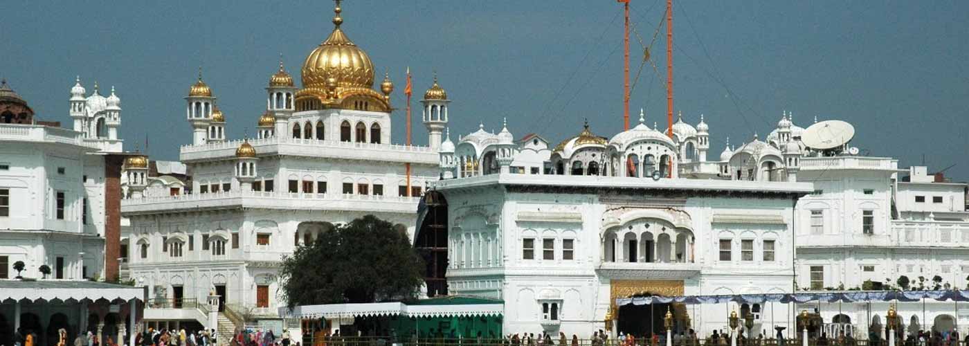 Akal Takht Amritsar Timings, Entry Fees, Location, Facts, History, Architecture & Visiting Time
