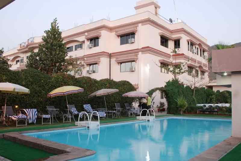 Master Paradise swimming pool