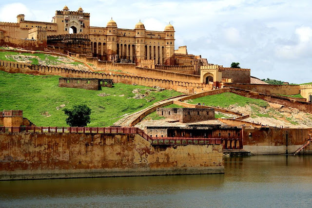6 Popular Places To Visit In Jaipur