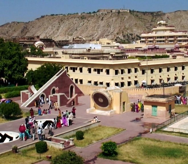 Famous forts and Tourist Places to Visit in Rajasthan