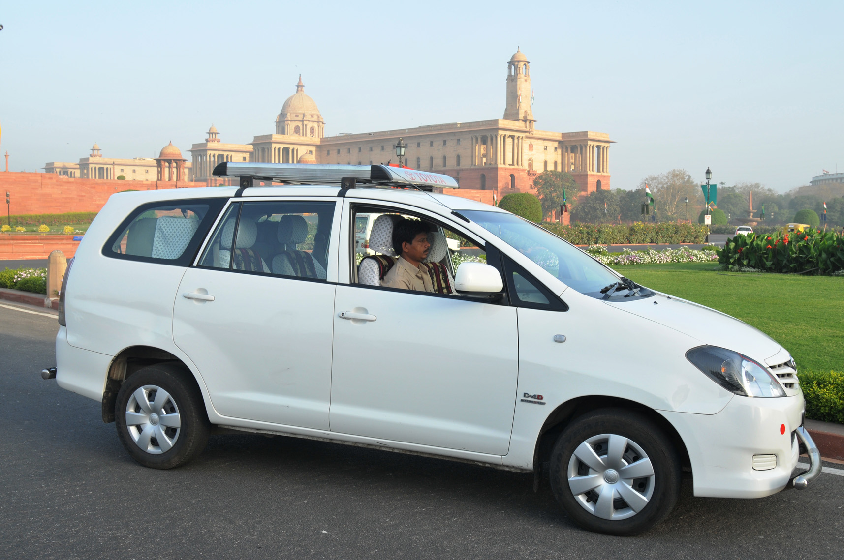 delhi city tour car hire