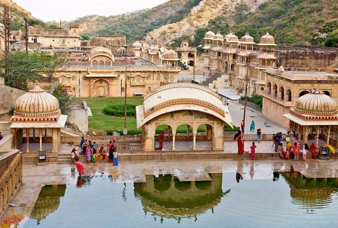 Luxury Golden Triangle Tour  Delhi / Agra / Jaipur