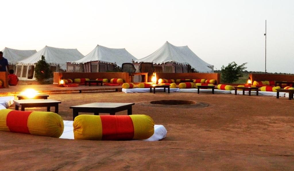 A Complete Guide to Camping in Rajasthan: Tips and Tricks