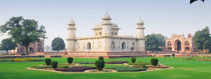 Itmad Ud Daulah Tomb