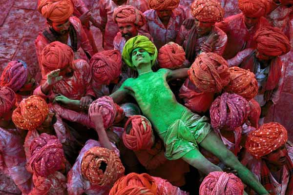 Complete Guide To Celebrate Holi Rajasthan