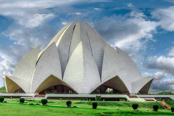 Top 10 Places to Visit in Delhi
