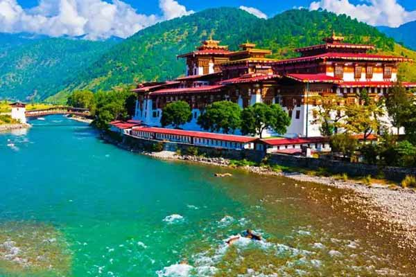 Bhutan Tour Guide
