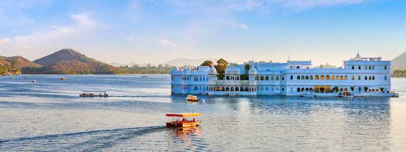 Fateh Sagar Lake Boat Ride