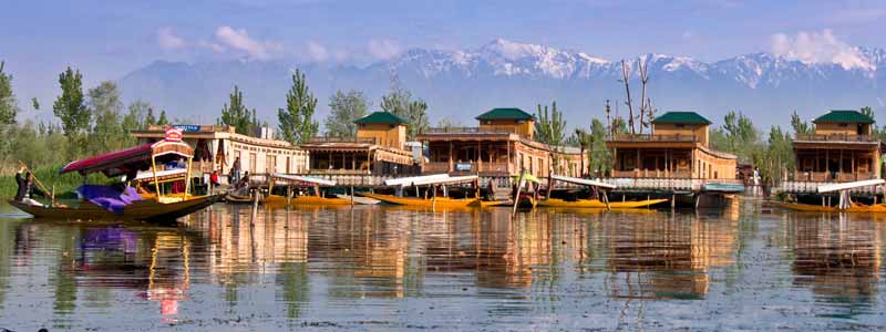 Houseboats in Srinagar