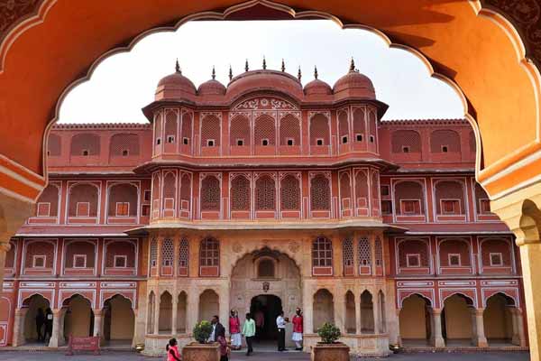Top 8 Places to Visit in Jaipur