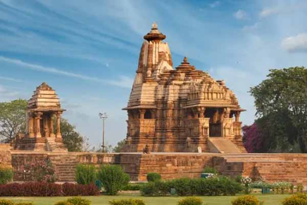 Top 8 Places to Visit in Khajuraho