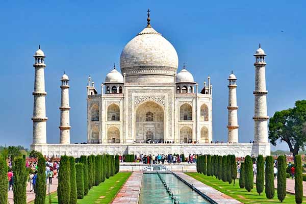 Top 5 Places to Visit in Agra