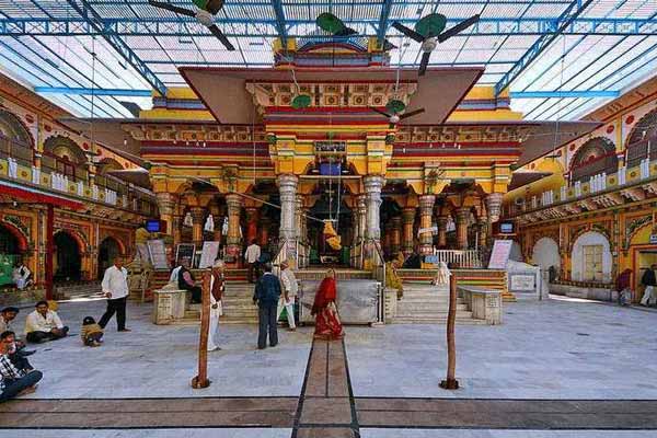 Dwarkadhish Temple Mathura