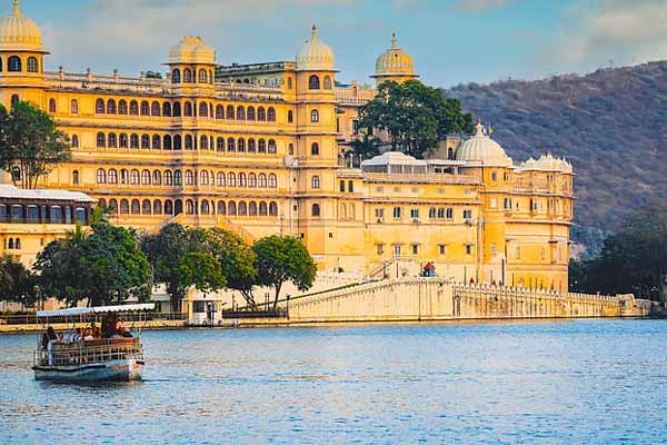 Why You Should Plan a Winter Vacation in Udaipur?