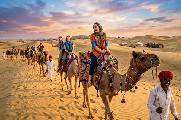Feel the Excitement and Fun of Camel Safari in Rajasthan
