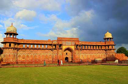 Delhi Agra Ranthambore 8 Day Trip Package