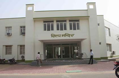 Jaipur Banasthali Car Rental