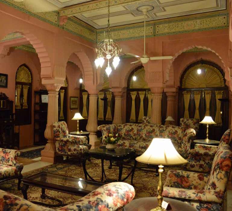 luxury Hotels and Resorts