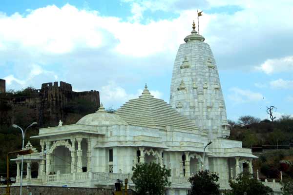 Golden Triangle Pilgrimage Packages