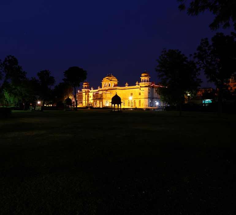 luxury Hotels and Resorts