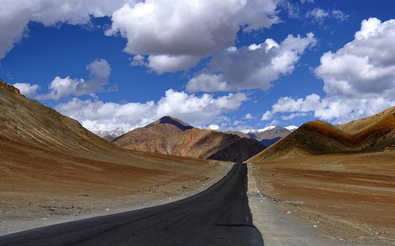 Ladakh Honeymoon Tour