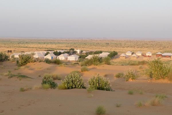 Luxury Swiss Tent in Sam Jaisalmer