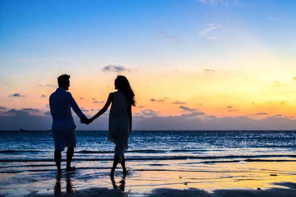 Munnar Honeymoon Package