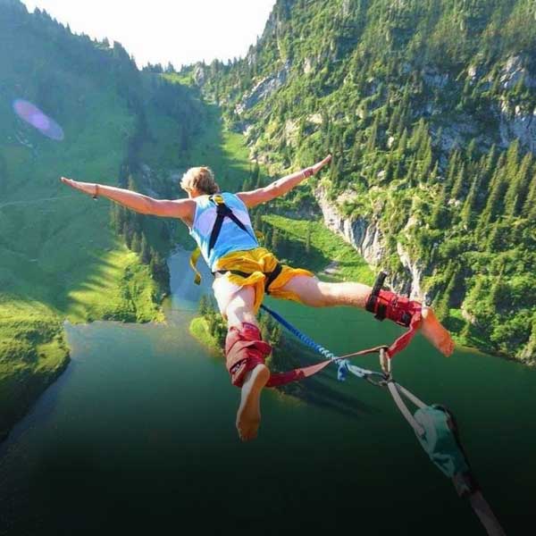 Bungee Jumping