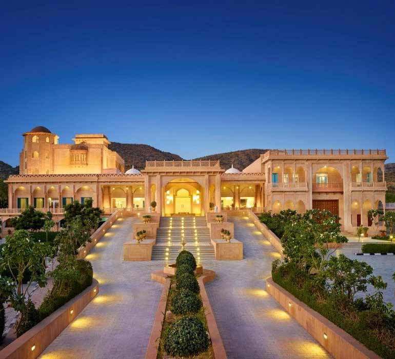 luxury Hotels and Resorts