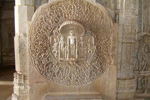 Attractions of Ranakpur Jain Temple