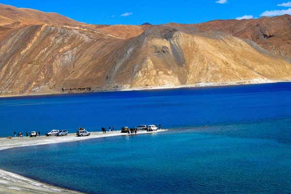 Golden Triangle Tour with Ladakh