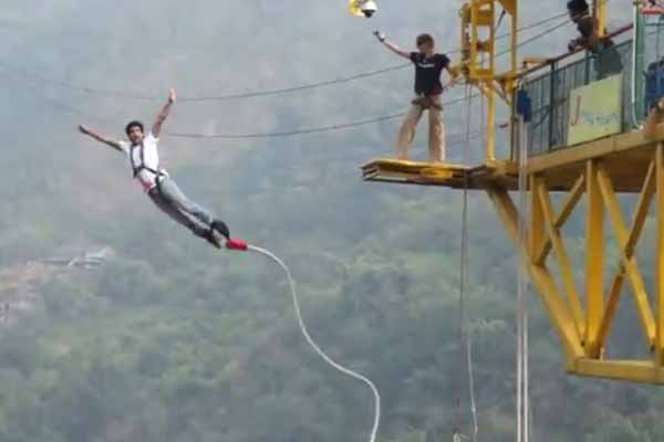 Bungee Jumping
