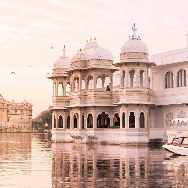 luxury Hotels and Resorts in udaipur