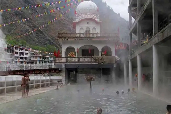 Vashisht Hot Water Springs and Temple, Manali